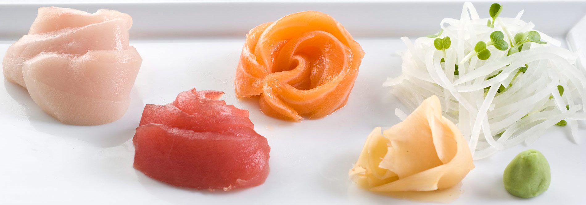 JI.030-Sashimi-trio-tuna-yellowtail-salmon-hero1